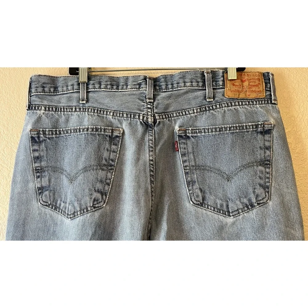 Levi's Men's 541 Athletic Fit Jean - Light Indigo, 38Wx36L. A0009